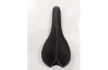Седло BBB MonoBase leather 130mm black